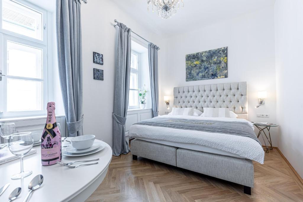 Posteľ alebo postele v izbe v ubytovaní Parkview Boutique Apartments