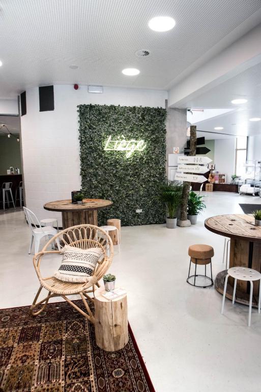 Posezení v ubytování HI Liège Hostel
