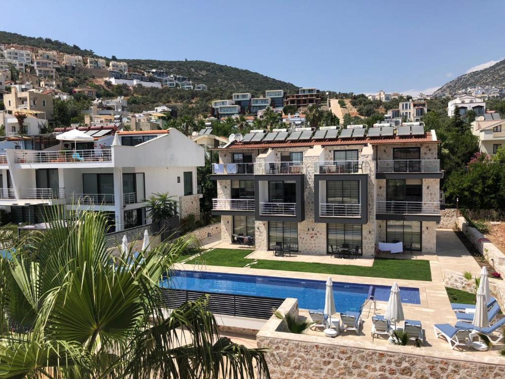Stone House Aparts 2 plus 1 mit Poolterrasse Kalkan No 2