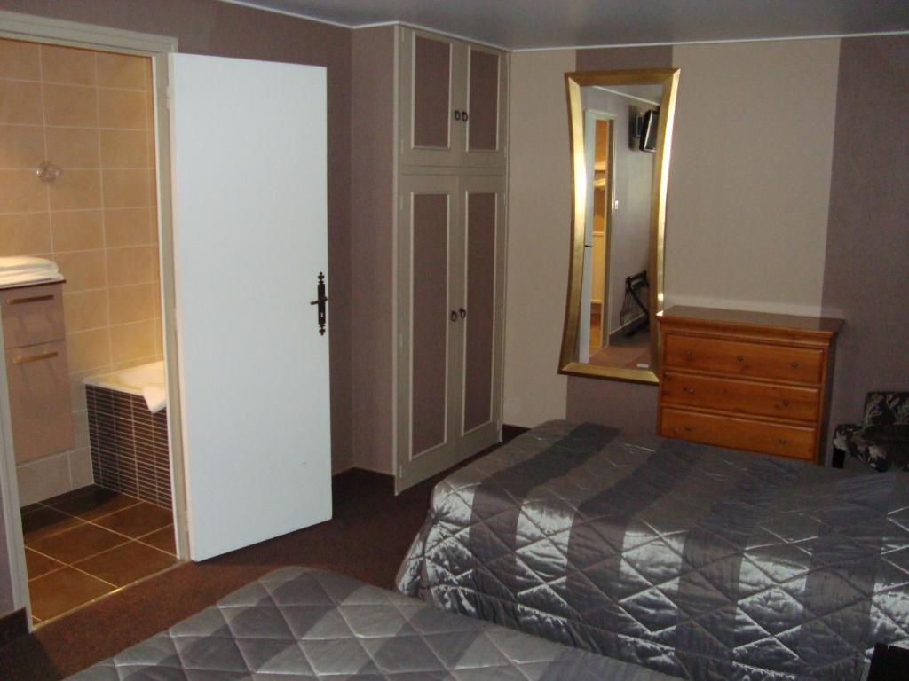 Hôtel de La Croix d'Or - Superior Twin Room