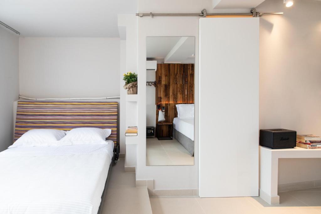 Bespoke House Athens - Resim 41