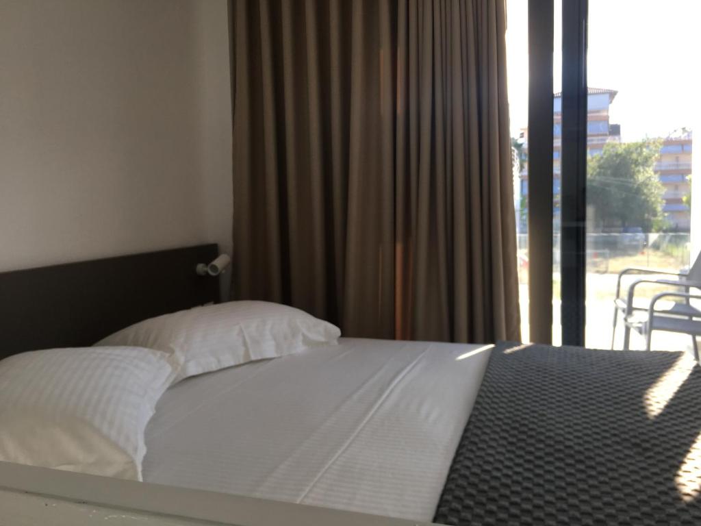 Olympos Suites Apartments - 19