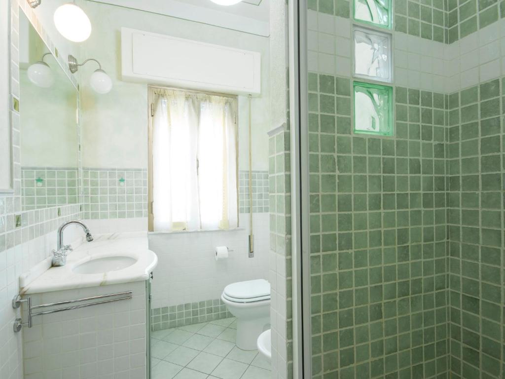 Łazienka w obiekcie Apartment Il Litorale by Interhome