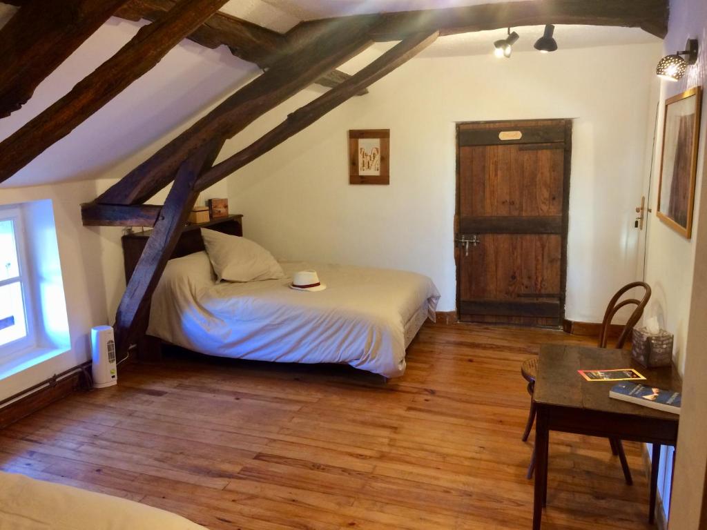 La Cordillière - Twin Room With Private Bathroom