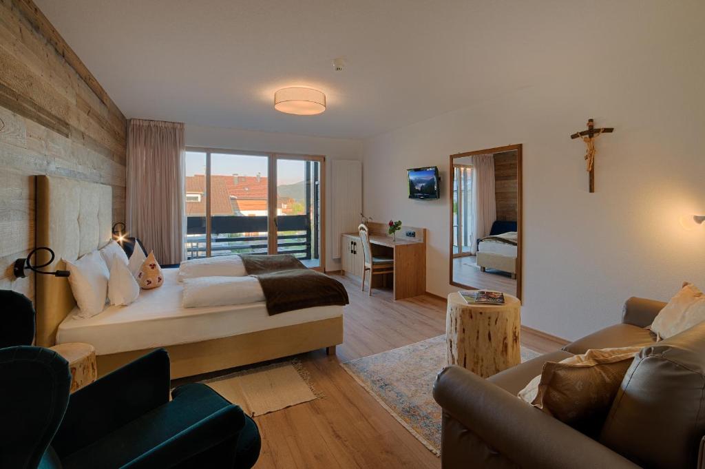 TV a/nebo společenská místnost v ubytování Hotel Kristall