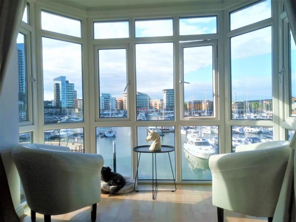 Gallery image of Waterside House in Southampton