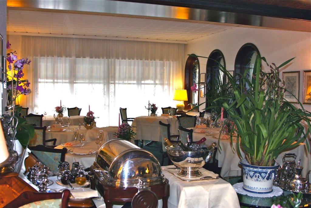 Restaurace v ubytování Hotel Ristorante Al Sorriso