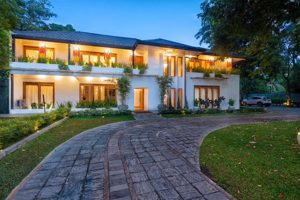 Aryana Boutique Hotel - 12