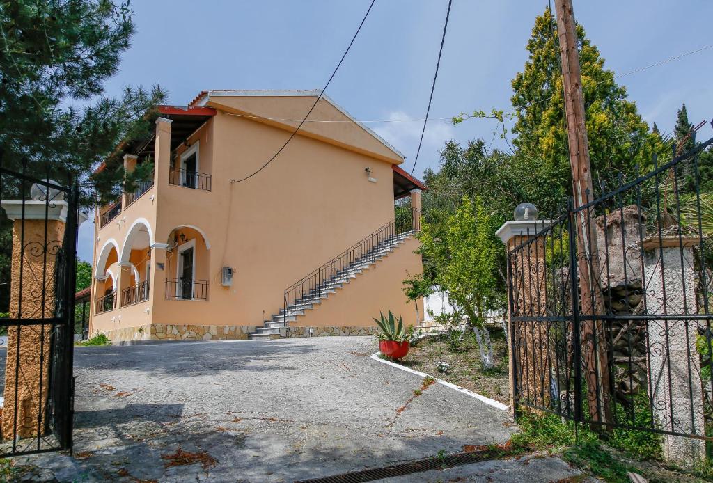 The building in which Az apartmant is located
