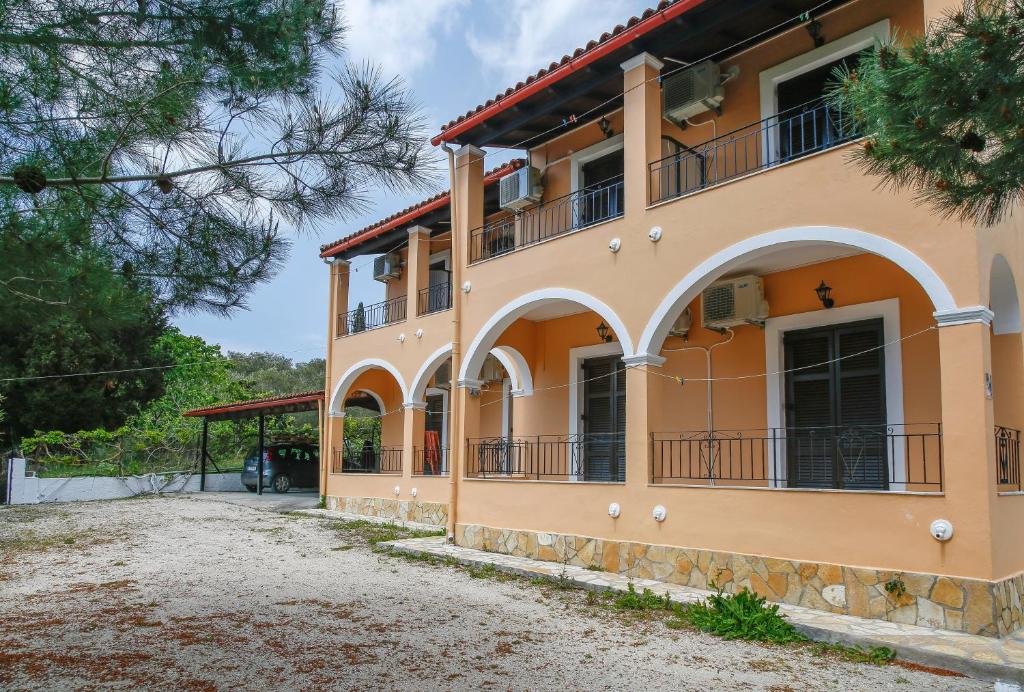 The building in which Az apartmant is located