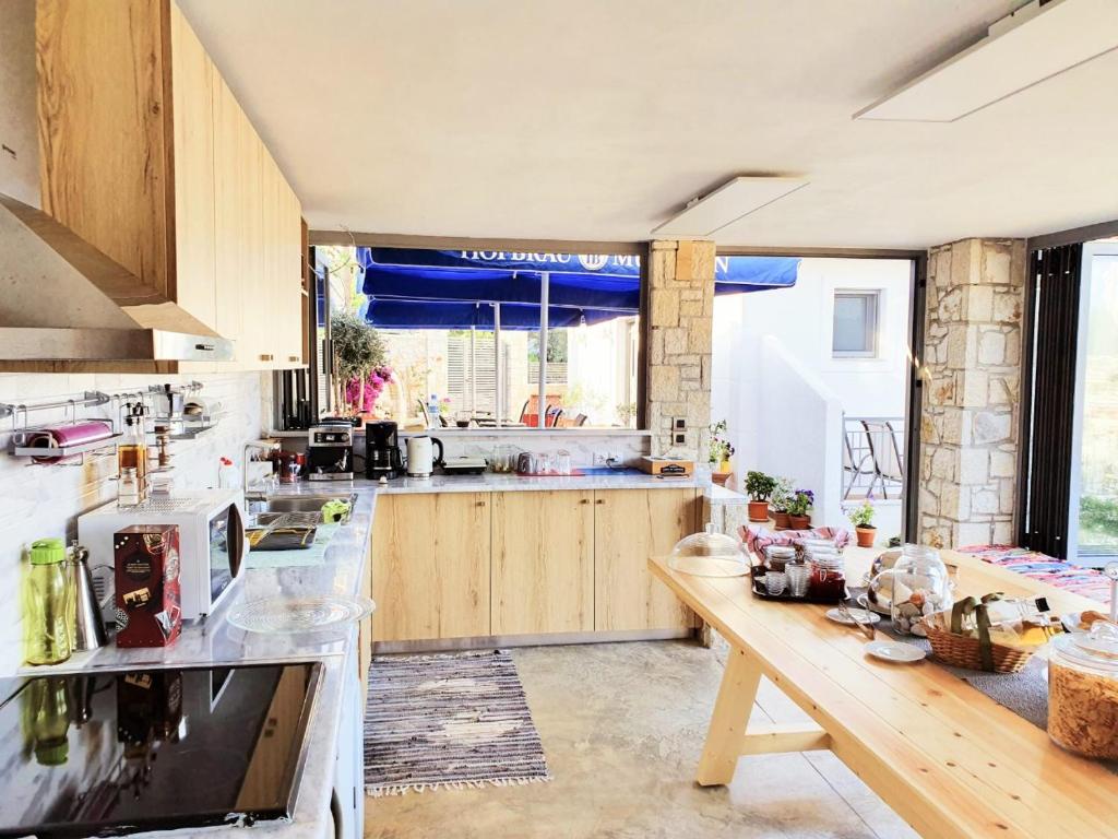 First House - Image 10