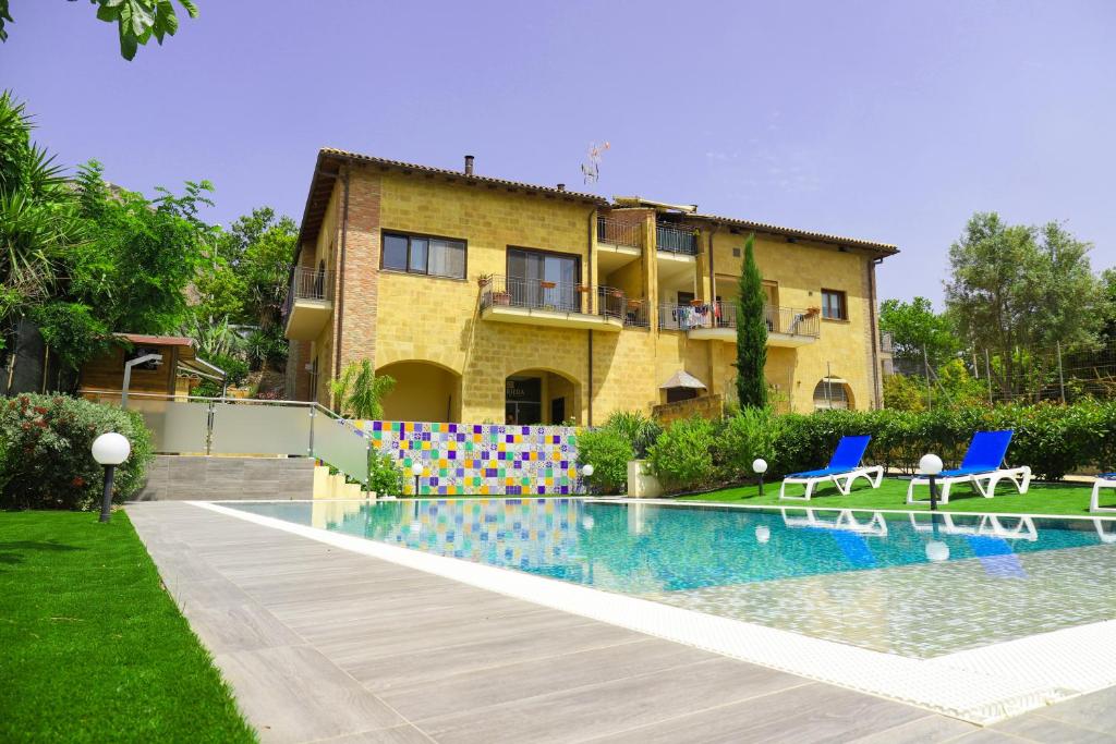 b&b Pirriera