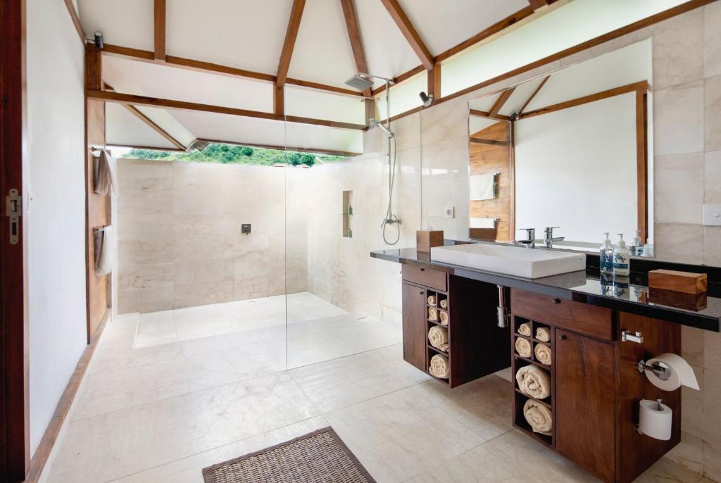 Kokomo Resort Gili Gede - 5