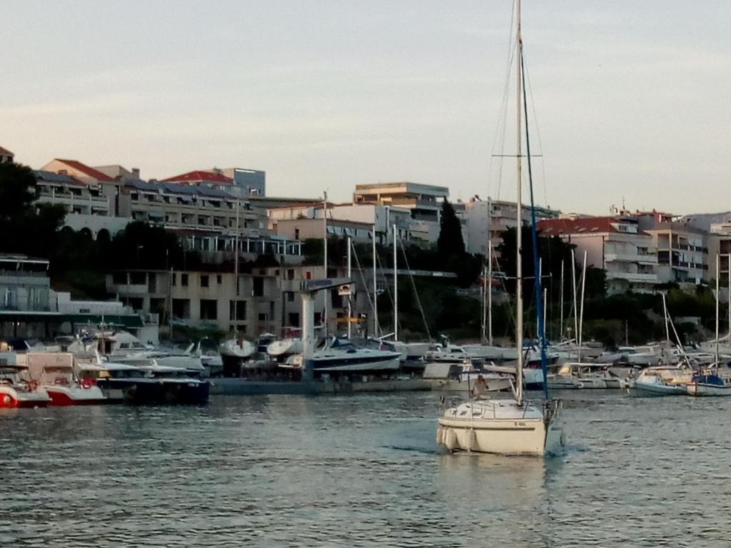 Sunshower apartment and studio - 11