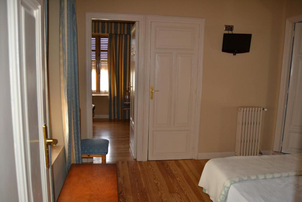 Hotel Villegas - Camera Familiare Standard