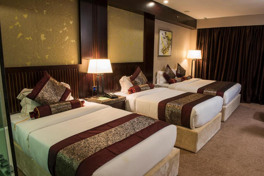 Royale Signature Hotel - Stanza Quadrupla