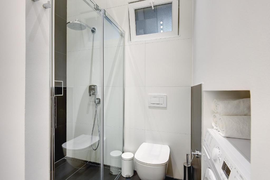 Lifestyle Apartments - 11