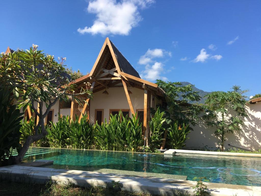 Kalyssa Beach Bungalows