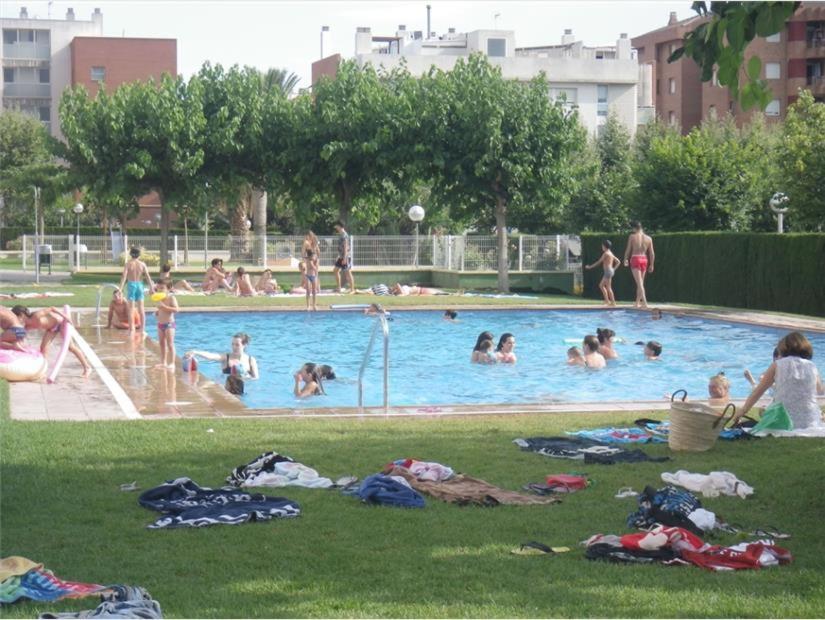 Bazén v ubytovaní Appt Terrasse, Piscine, Locamar Appt Cristina alebo v jeho blízkosti