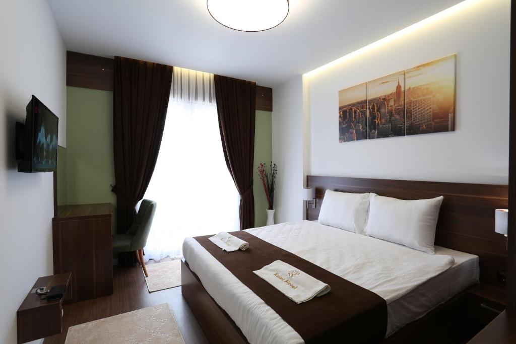 Kuint Hotel - Double Room With Balcony