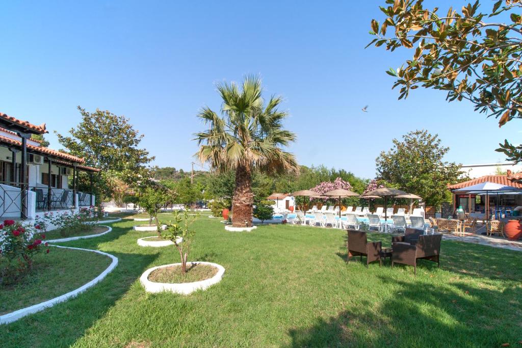 Zahrada ubytování STRAWBERRY Skiathos