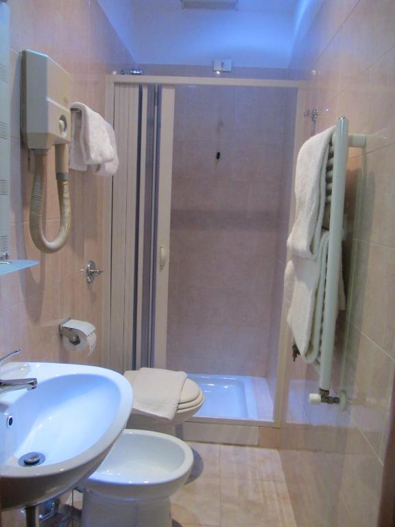 Koupelna v ubytování Hotel Nizza