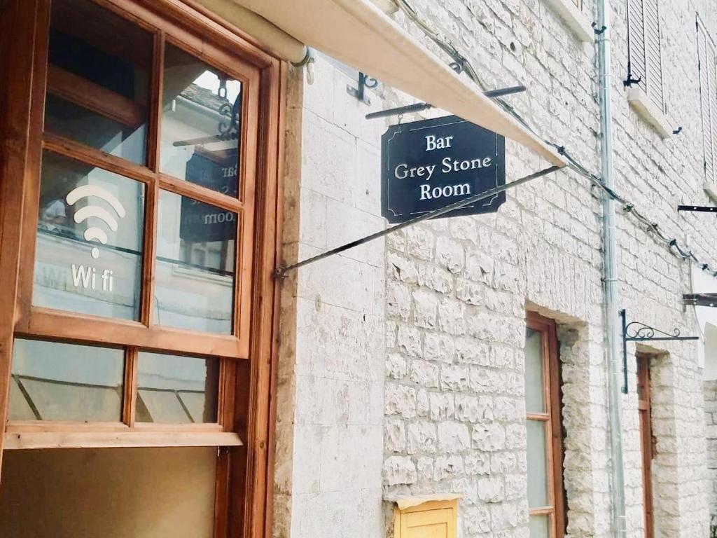 Certifikát, hodnocení, plakát nebo jiný dokument vystavený v ubytování Grey Stone