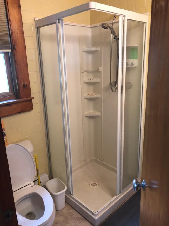 Welcome to the Lake - Budget Double Room