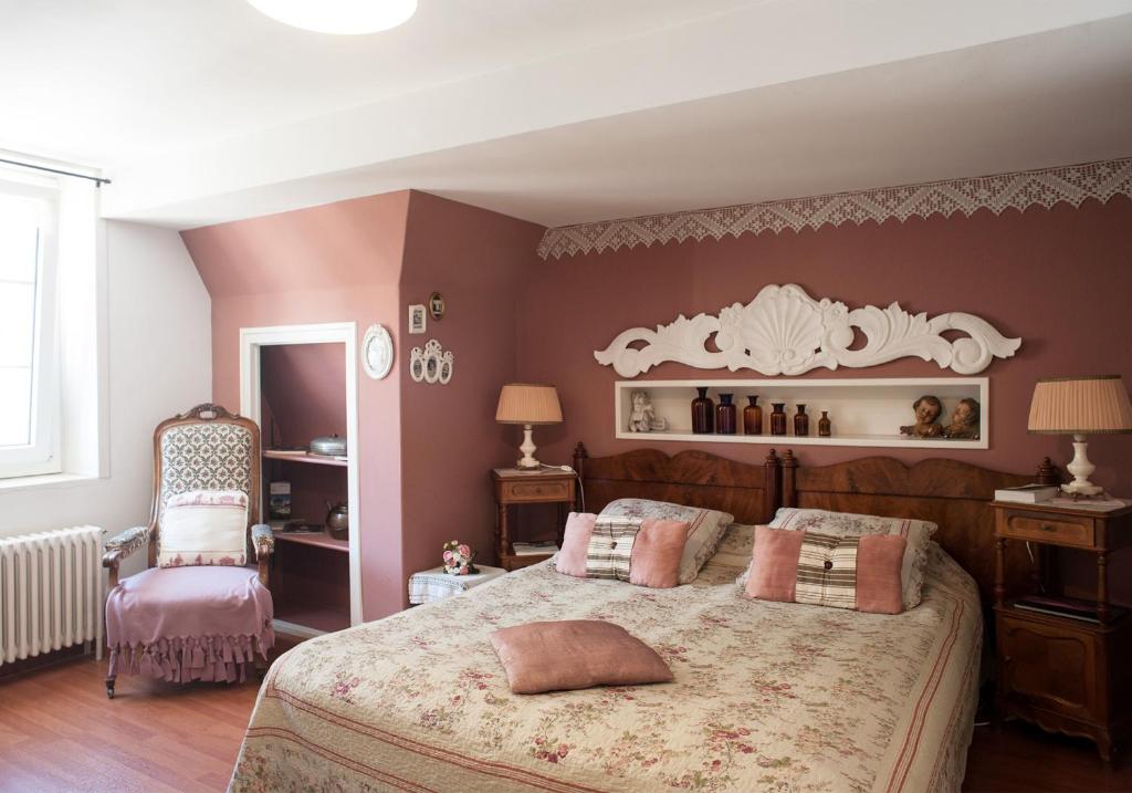Postel nebo postele na pokoji v ubytování Maison DuBois