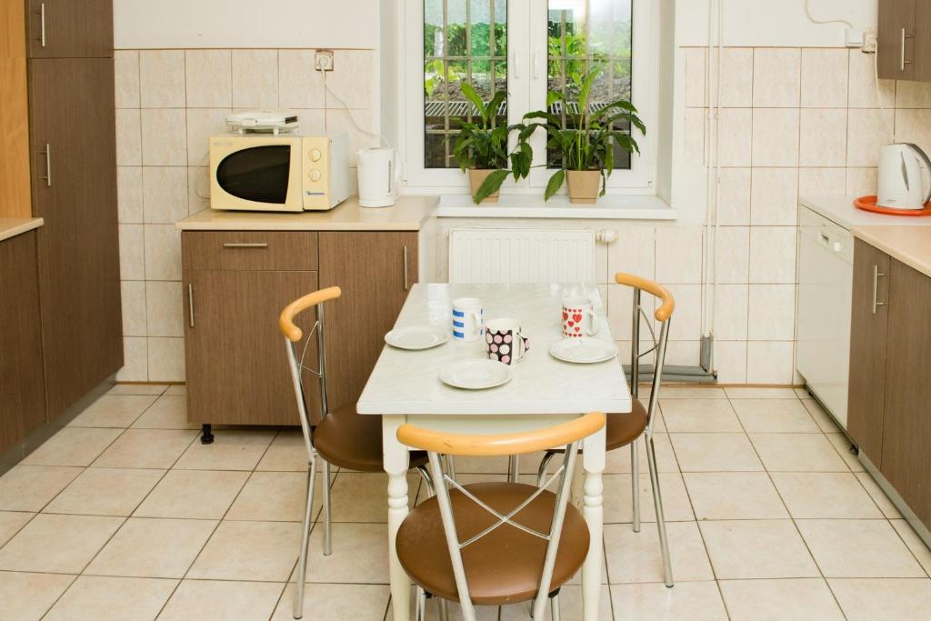 Eldhús eða eldhúskrókur á BP Hostel Gdynia