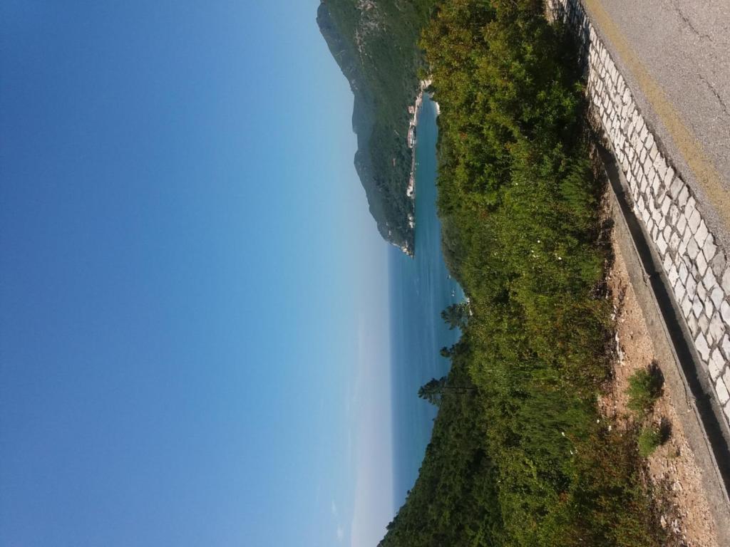 an aerial view of the niagara river at Ha Mar ao Luar in Setúbal