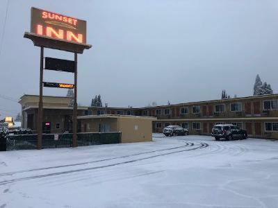 Sunset Inn v zimě