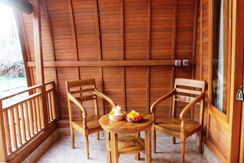 Kubu Padi Wooden House - 11