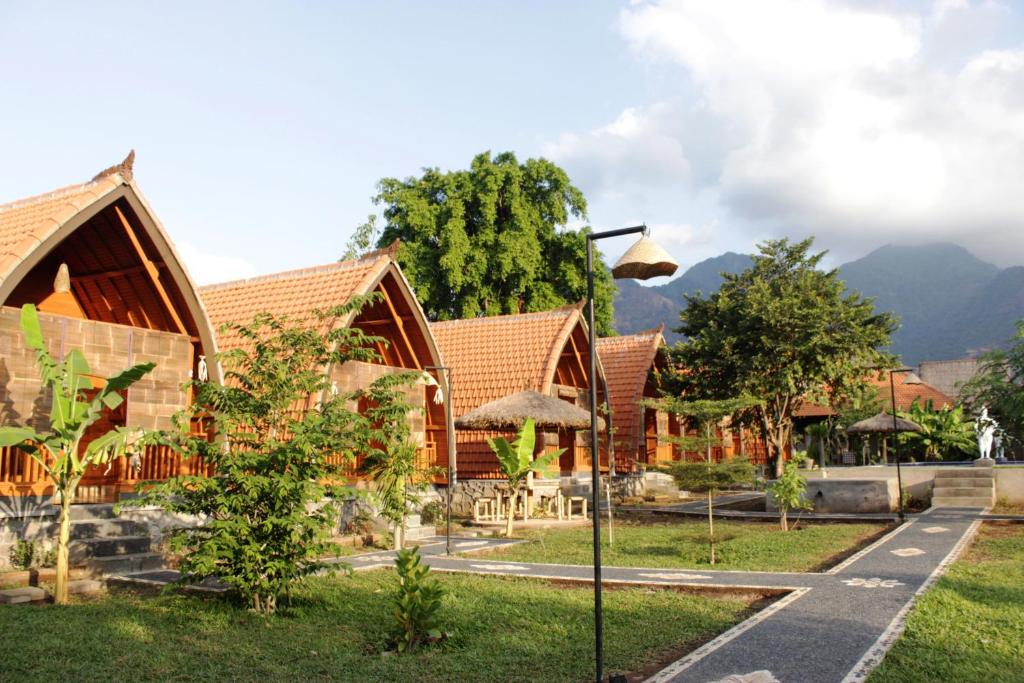 Kubu Padi Wooden House - 7