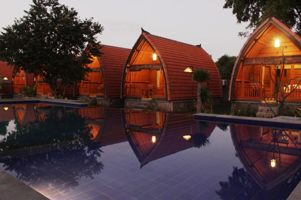 Kubu Padi Wooden House - 4