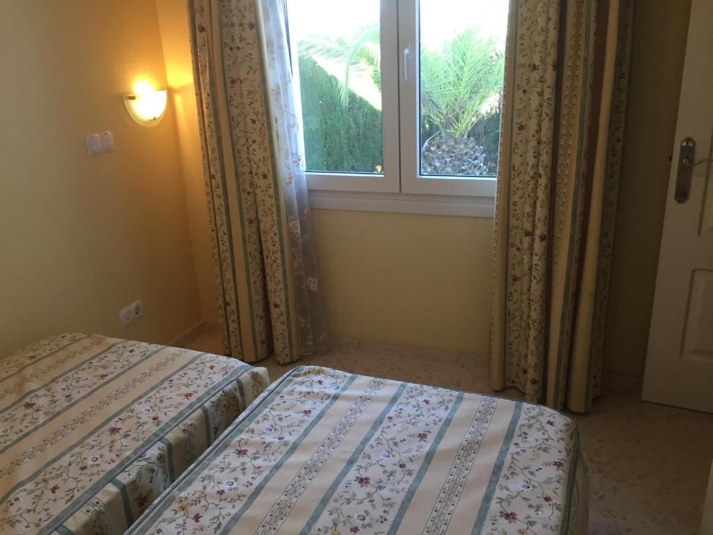 villa (3 bed and 2 bath) in the Oliva Nova Golf&Beach resort ...