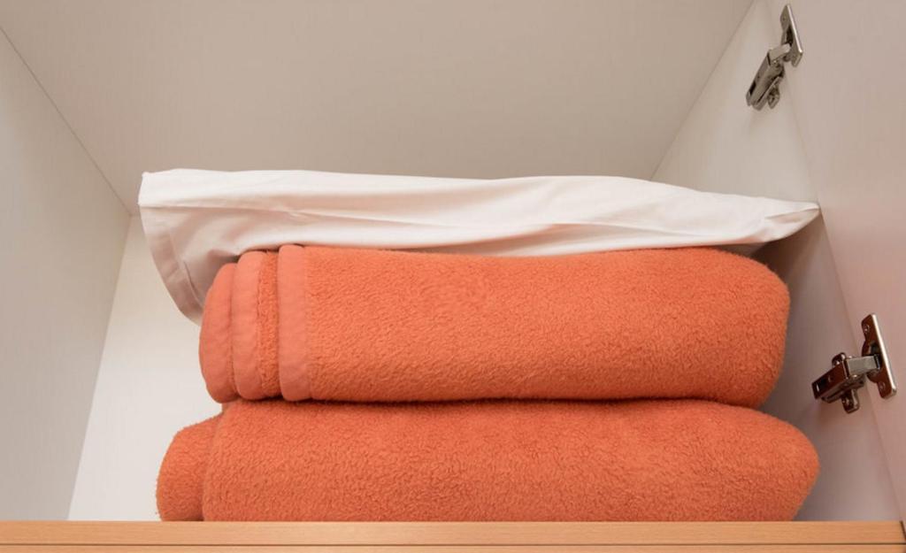 Postel nebo postele na pokoji v ubytování Athens Psiri Hotel