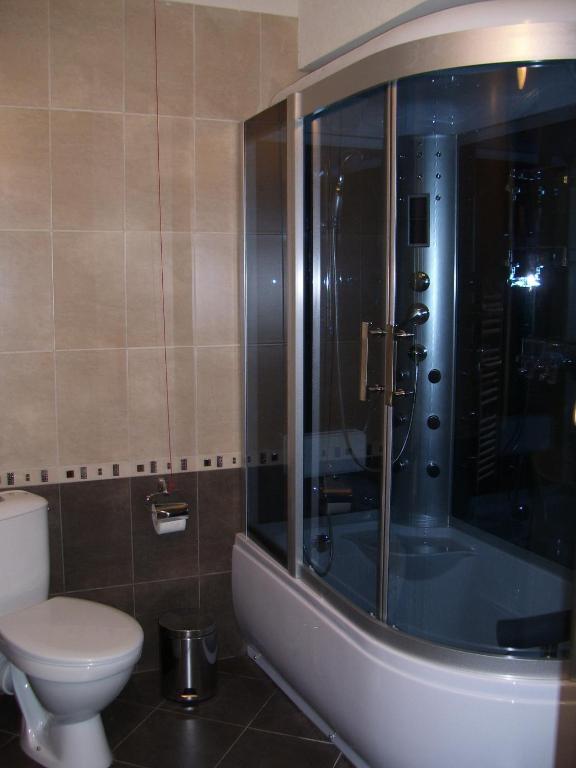 Koupelna v ubytování Kestenite Family Hotel
