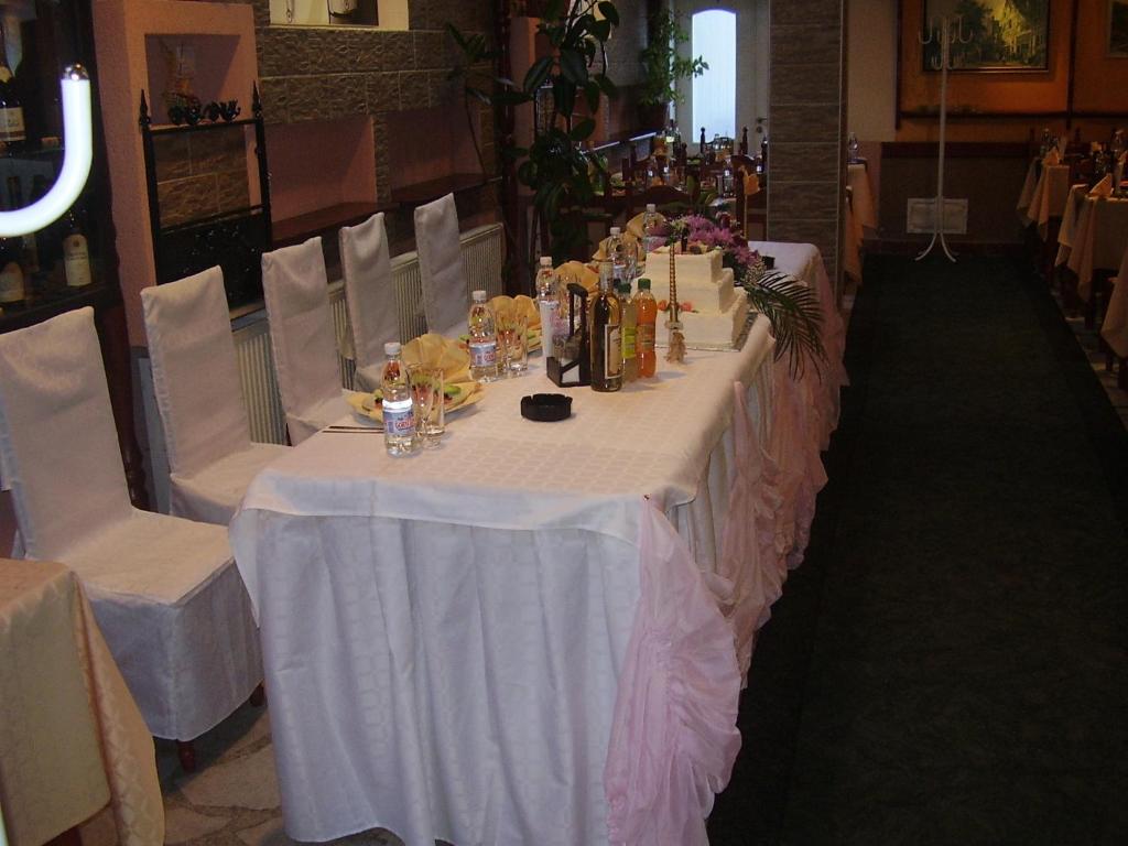 Nápoje v ubytování Kestenite Family Hotel