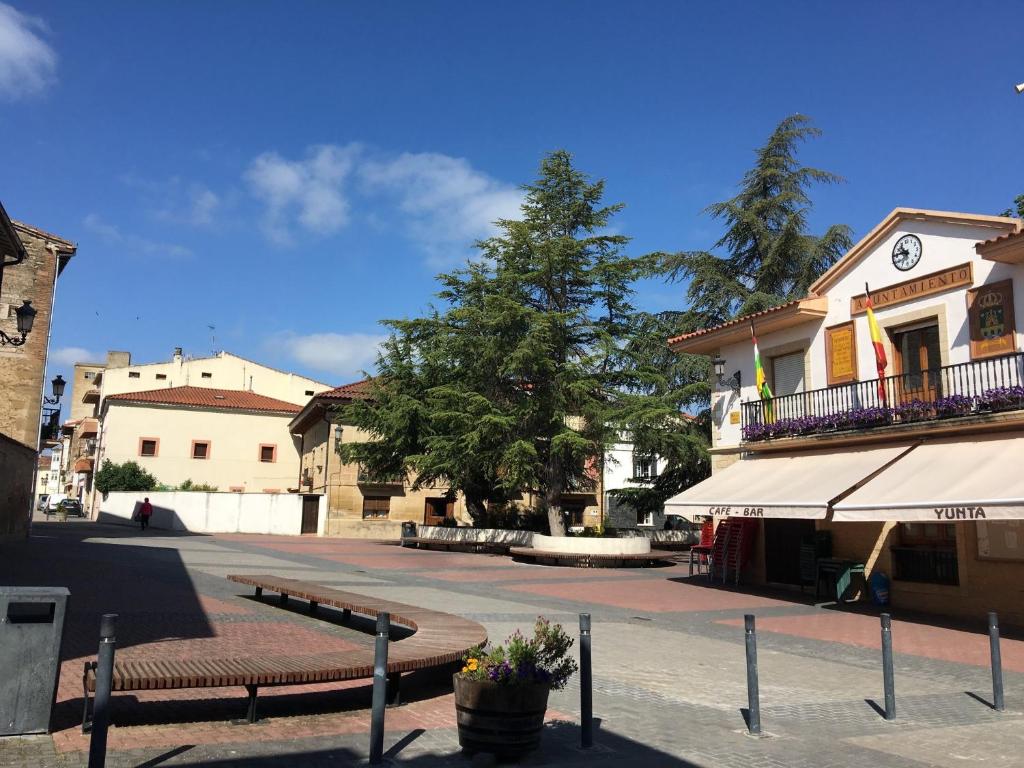 Apartamentos Turísticos Leiva -La Rioja, Leiva – Updated 2022 ...