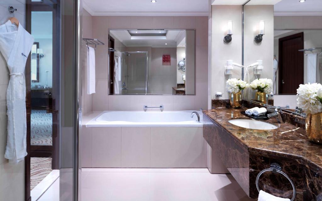 Park Regis Kris Kin Hotel - Resim 37