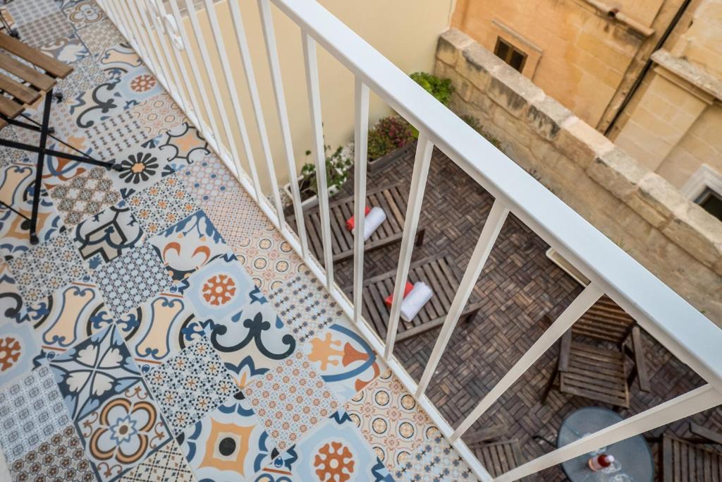 Balkón nebo terasa v ubytování Valletta Ajkla Mansion