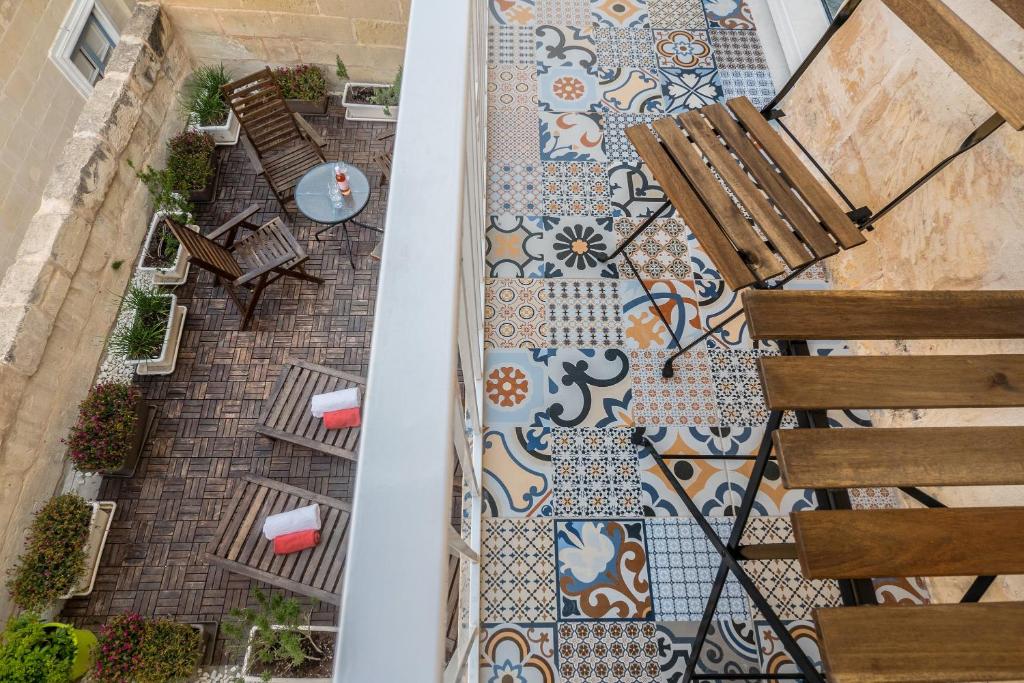 Balkón nebo terasa v ubytování Valletta Ajkla Mansion