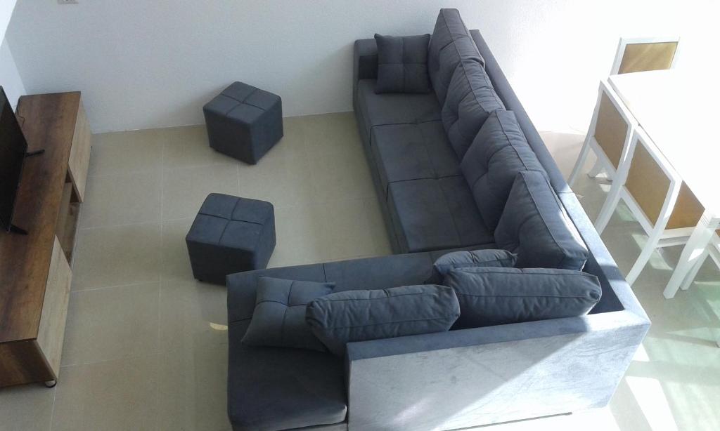 
A seating area at Apartments Globus
