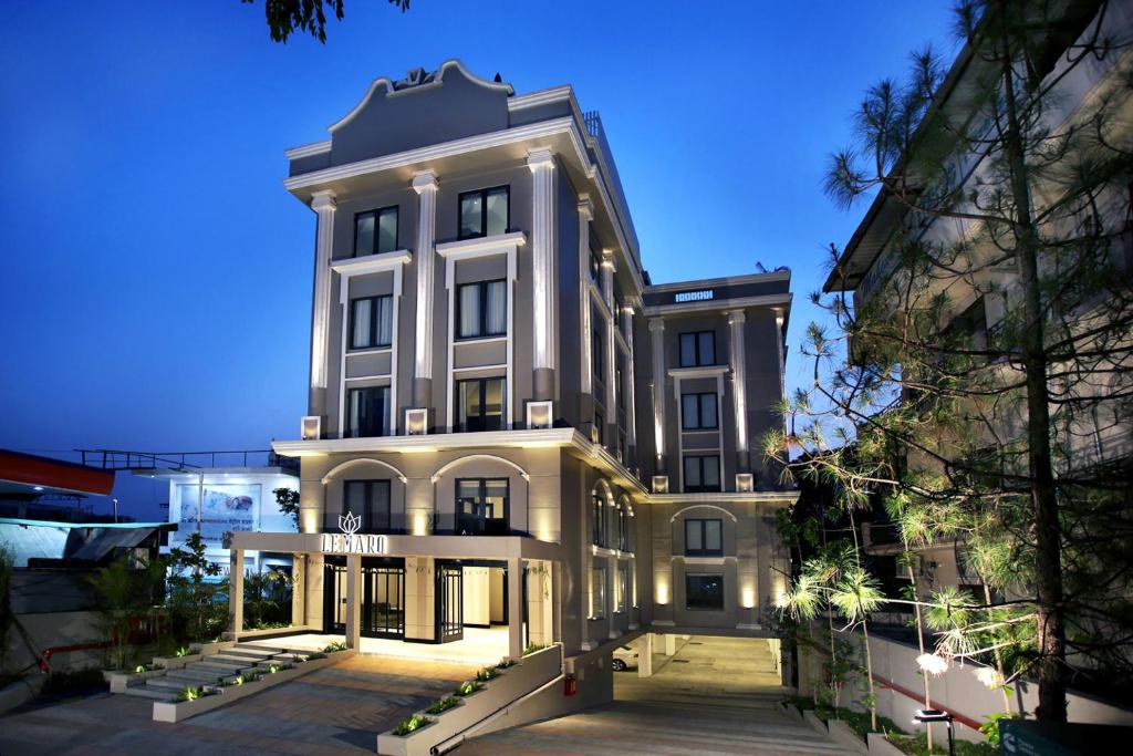 Budova, kde se hotel nachází