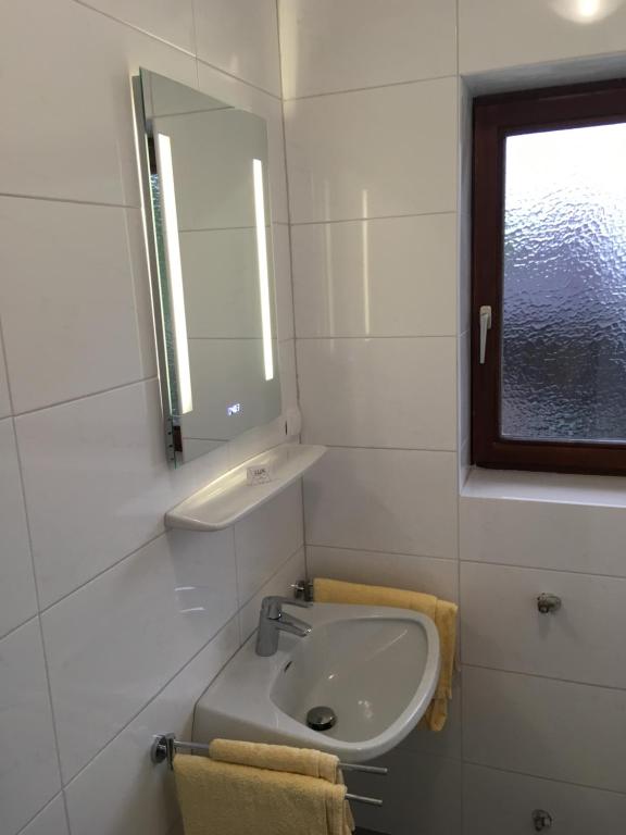 Koupelna v ubytování Gasthof Liebetegger