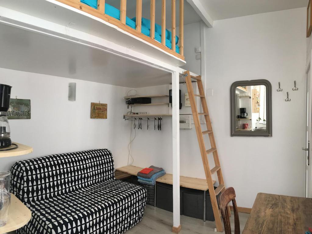 Maisonnette studio sur cour