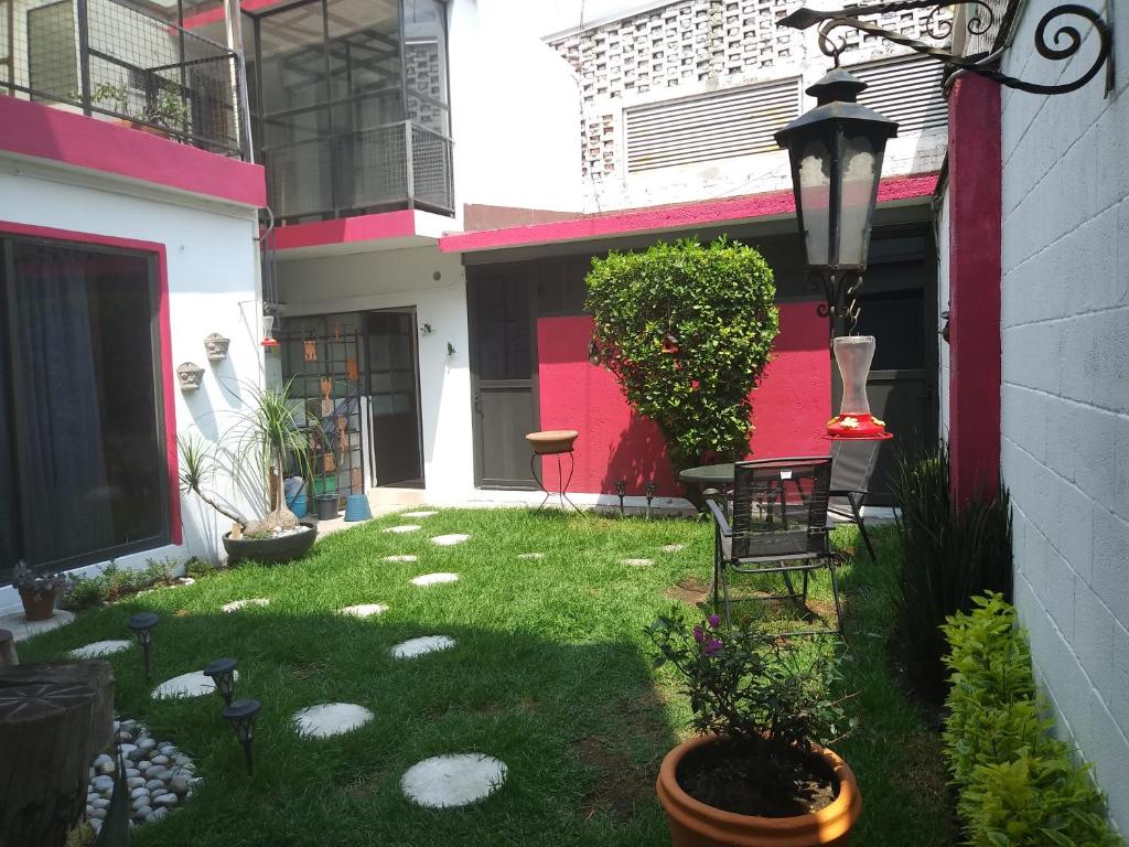 رزرو هتل و هاستل، مرغ مگس خوار B&B