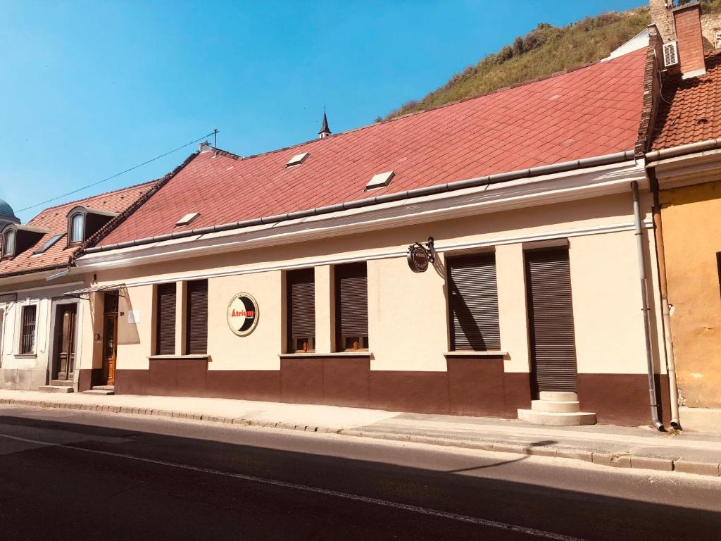 Budova, kde se penzion nachází