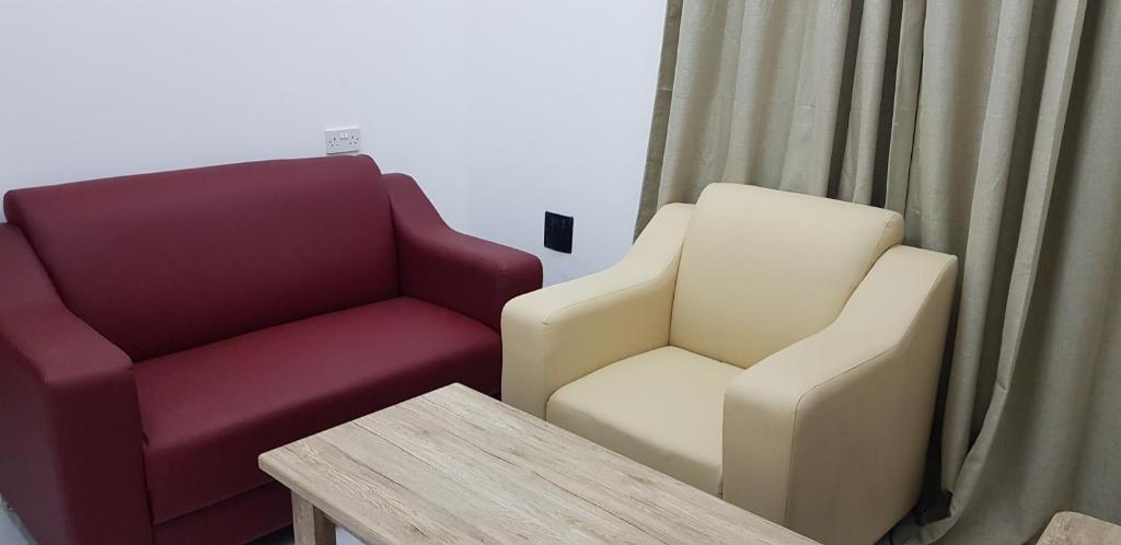 Posezení v ubytování Duqm Suites